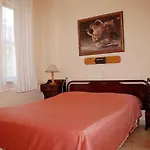 Anfora Residans מלון 3*